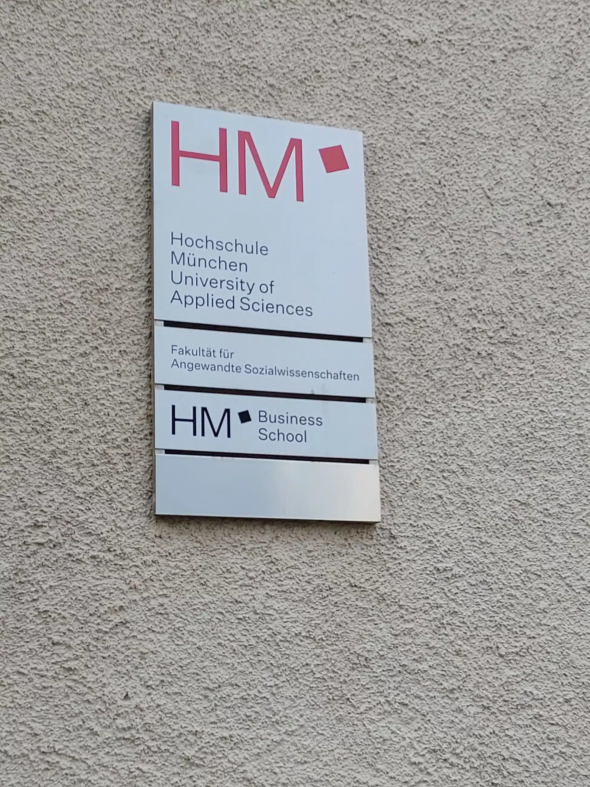 Schild der Hochschule München