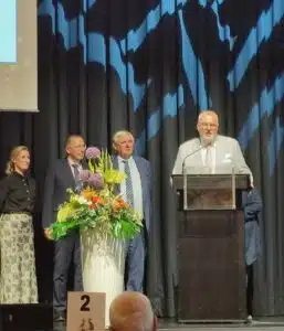 Wolfgang Pasch am Rednerpult beim Pflegepreis NRW 2026